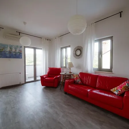 Nike Apartament